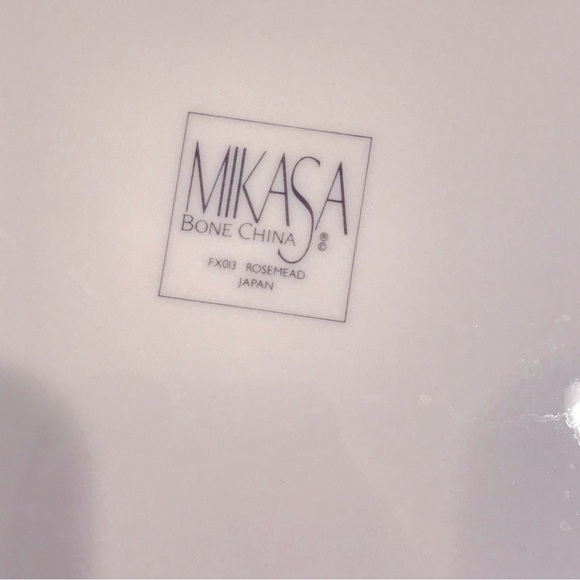 Mikasa Wellington Cake Plate FX013 Rosemead Scalloped Gold Rim Pink Roses Fruit - Picture 6 of 6